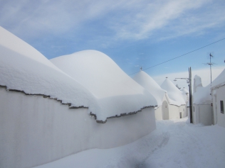 Coperti di bianco